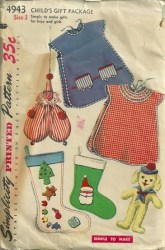 4943 54 GIFT APRON SMOCK, TOYS, STOCKING, DOG PATTERN SZ 3